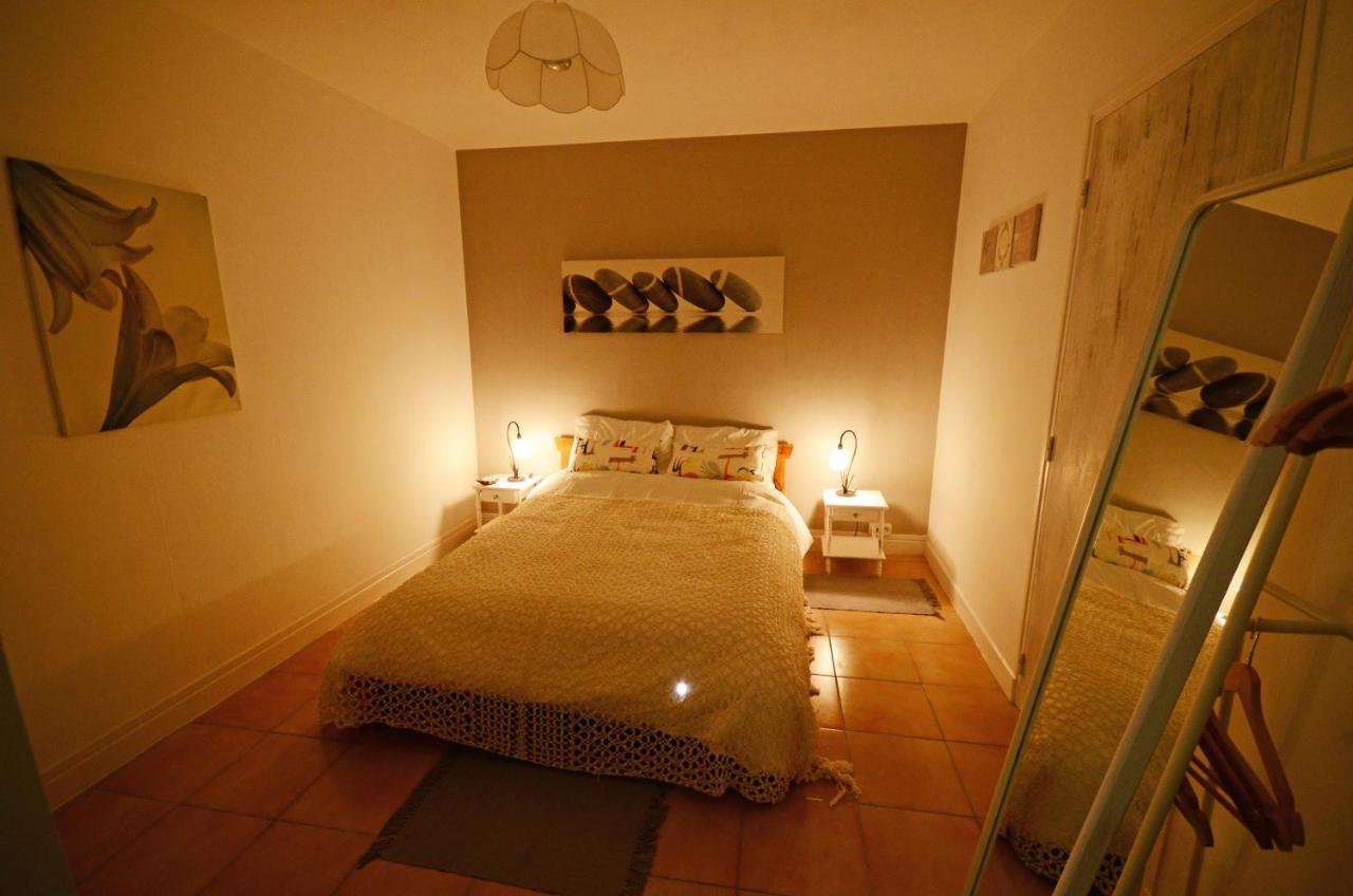 La Petite Soixante Deux Bed & Breakfast Le Lonzac Rom bilde